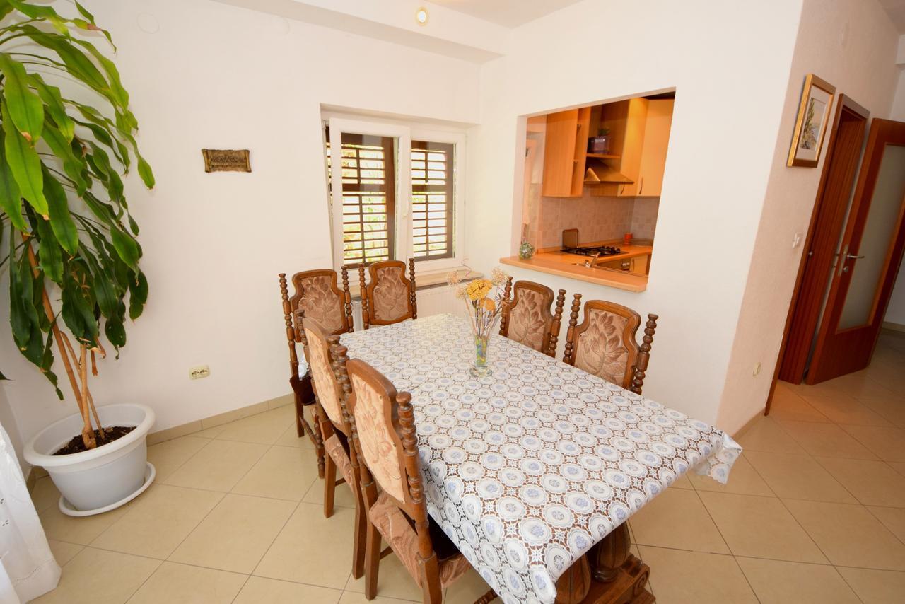Apartment Ivanita Оребич Экстерьер фото